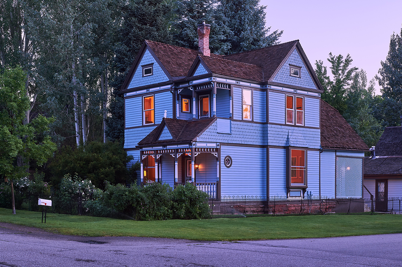 victorian houses for sale in Aspen Colorado photography Mike Lyons
